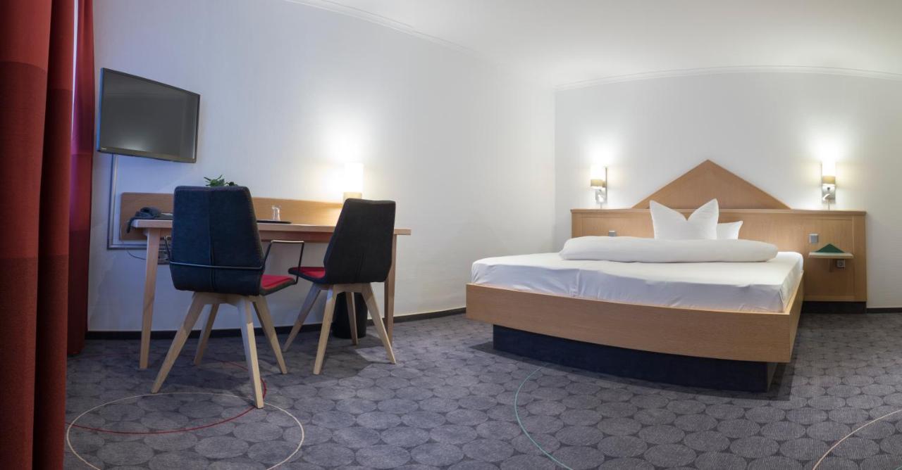 Elsterwerda Hotel Weisses Ross מראה חיצוני תמונה